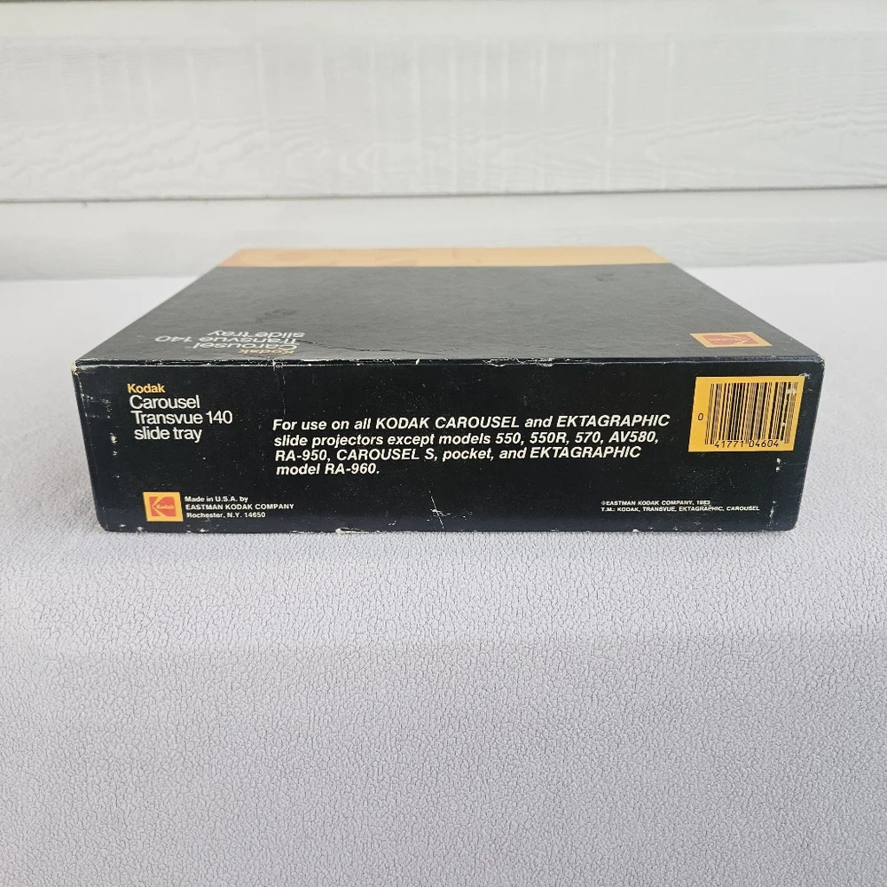 Kodak Carousel Transvue 140 Slide Tray VTG 1983